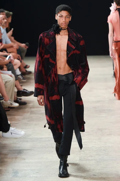 Look 26
